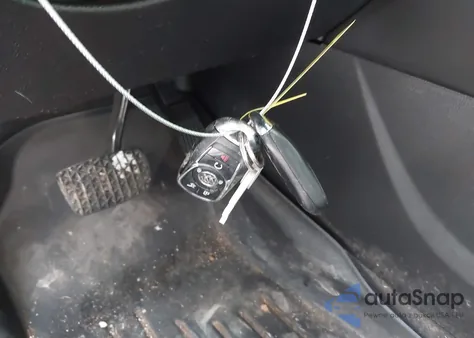 2017 Buick Envision Essence z USA, uszkodzony, nr VIN LRBFXBSA7HD068497